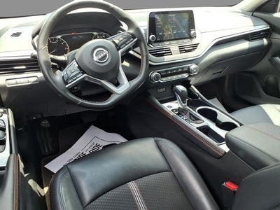 2025 Nissan Altima SR
