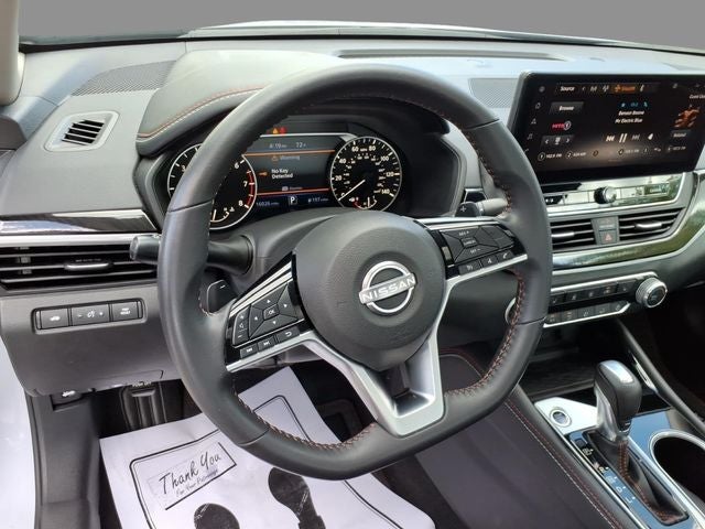 2023 Nissan Altima SR