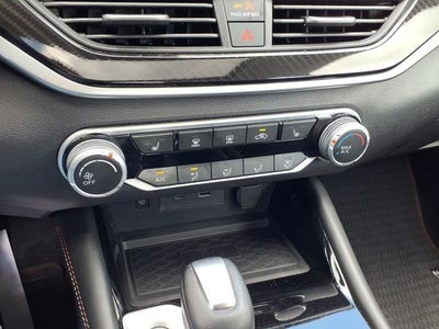 2023 Nissan Altima SR