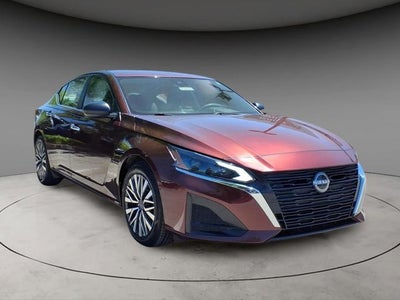 2024 Nissan Altima SV