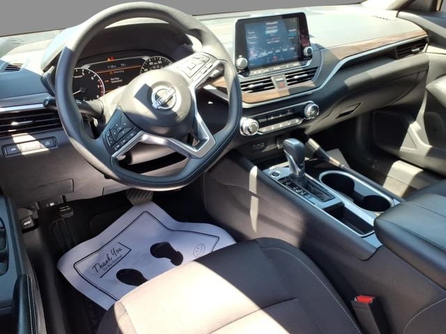 2024 Nissan Altima SV