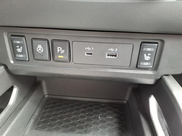 2024 Nissan Frontier Crew Cab SV