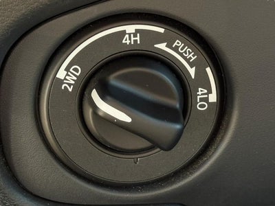 2023 Nissan Frontier Crew Cab SV