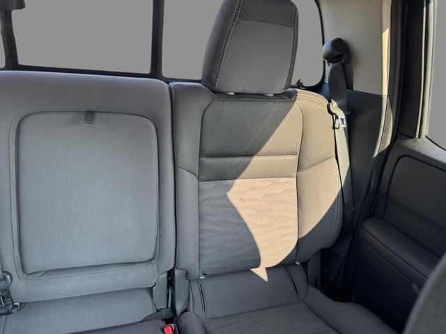 2022 Nissan Frontier Crew Cab SV