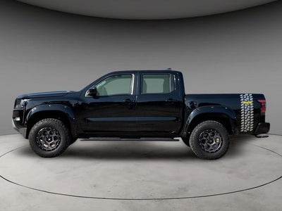 2022 Nissan Frontier Crew Cab SV