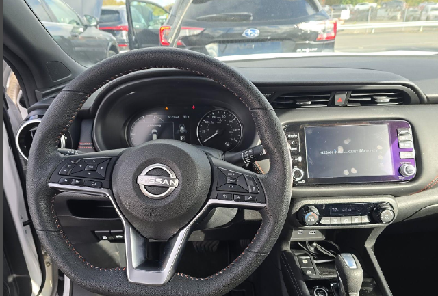 2024 Nissan Kicks SR