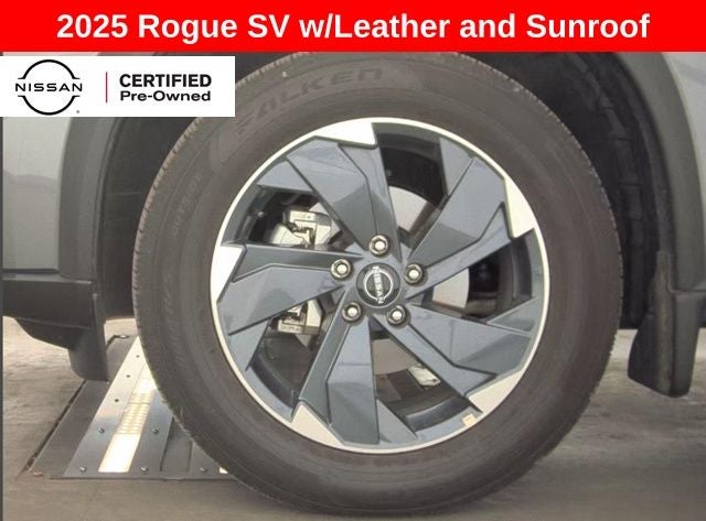 2025 Nissan Rogue SV