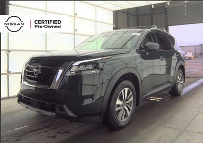 2025 Nissan Pathfinder SL