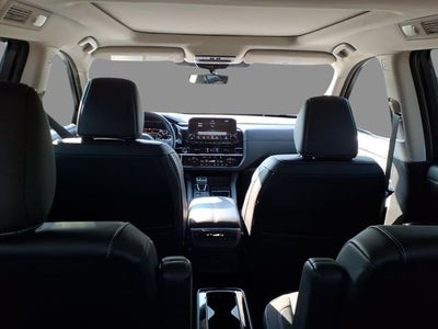 2024 Nissan Pathfinder SL