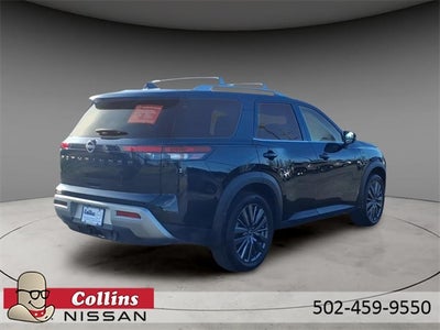 2023 Nissan Pathfinder SL