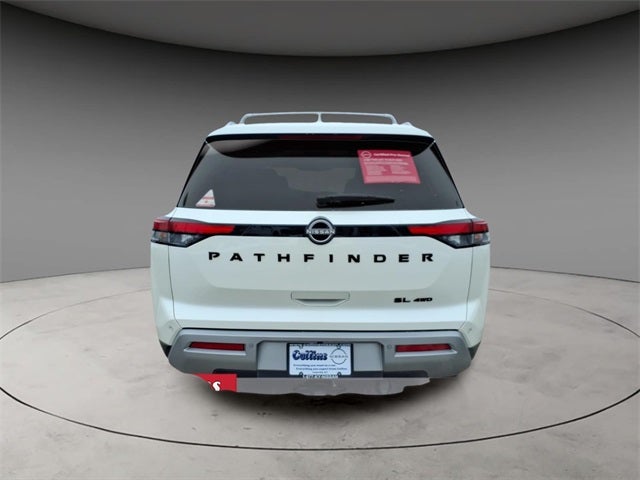 2023 Nissan Pathfinder SL