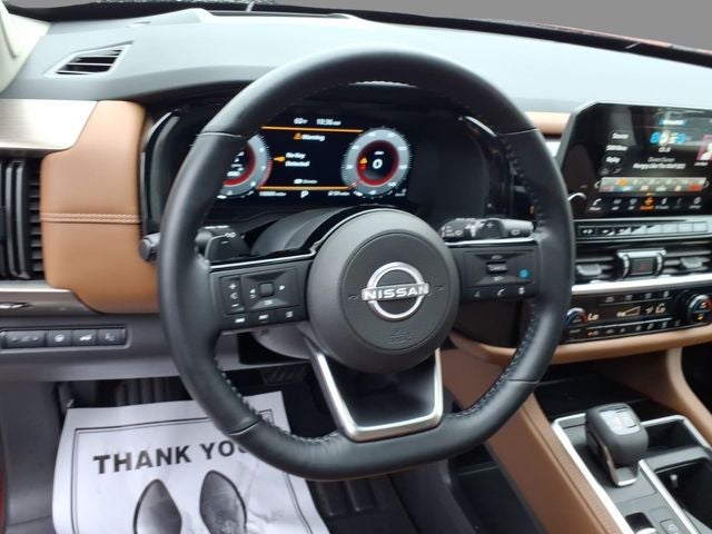 2025 Nissan Pathfinder Platinum