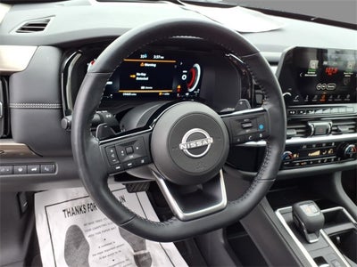 2024 Nissan Pathfinder Platinum