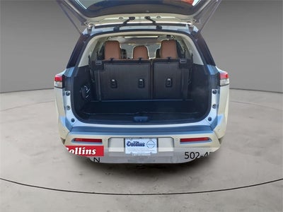 2024 Nissan Pathfinder Platinum