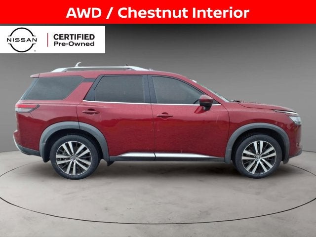 2024 Nissan Pathfinder Platinum