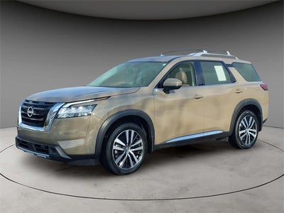 2024 Nissan Pathfinder Platinum