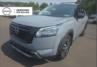 2023 Nissan Pathfinder Platinum