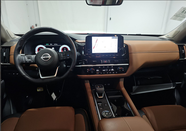 2025 Nissan Pathfinder Platinum