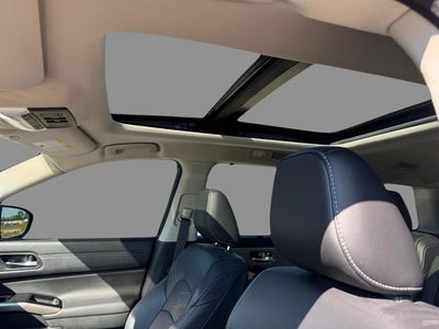2024 Nissan Pathfinder Platinum