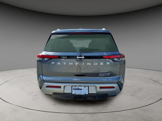 2025 Nissan Pathfinder Platinum