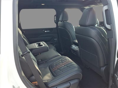2025 Nissan Armada PRO-4X®