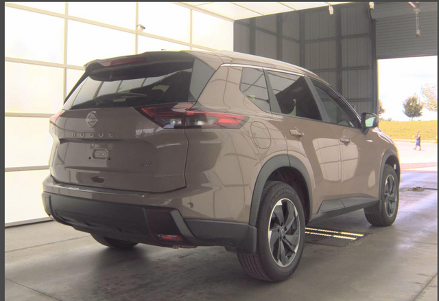 2025 Nissan Rogue SV