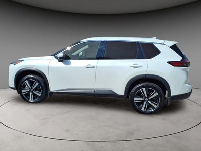 2025 Nissan Rogue SL