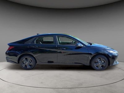 2022 Hyundai Elantra Hybrid Blue