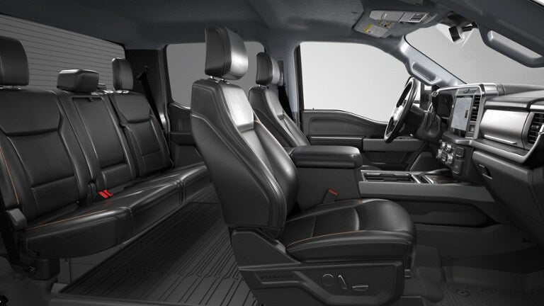 2026 Ford Super Duty F-350® Lariat®