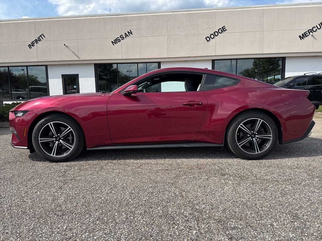 2025 Ford Mustang EcoBoost