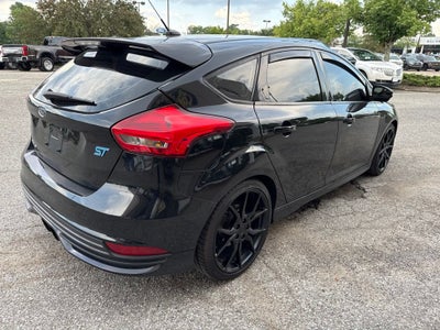 2017 Ford Focus ST