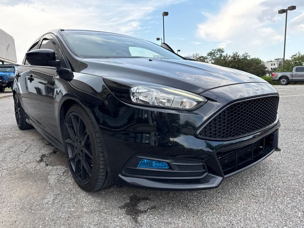 2017 Ford Focus ST