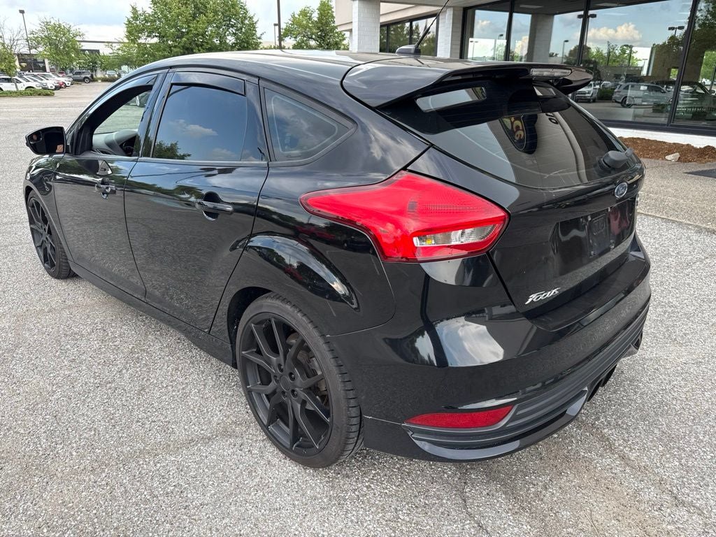 2017 Ford Focus ST