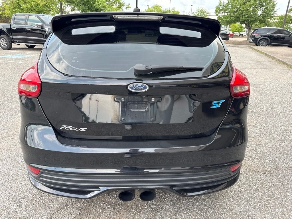 2017 Ford Focus ST