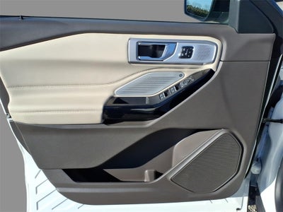 2023 Ford Explorer Platinum
