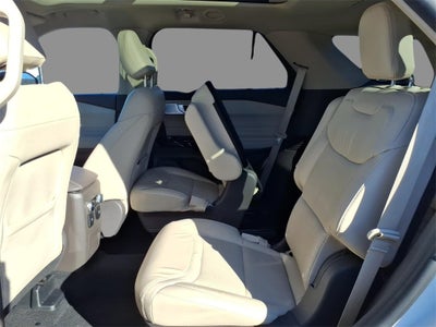 2023 Ford Explorer Platinum