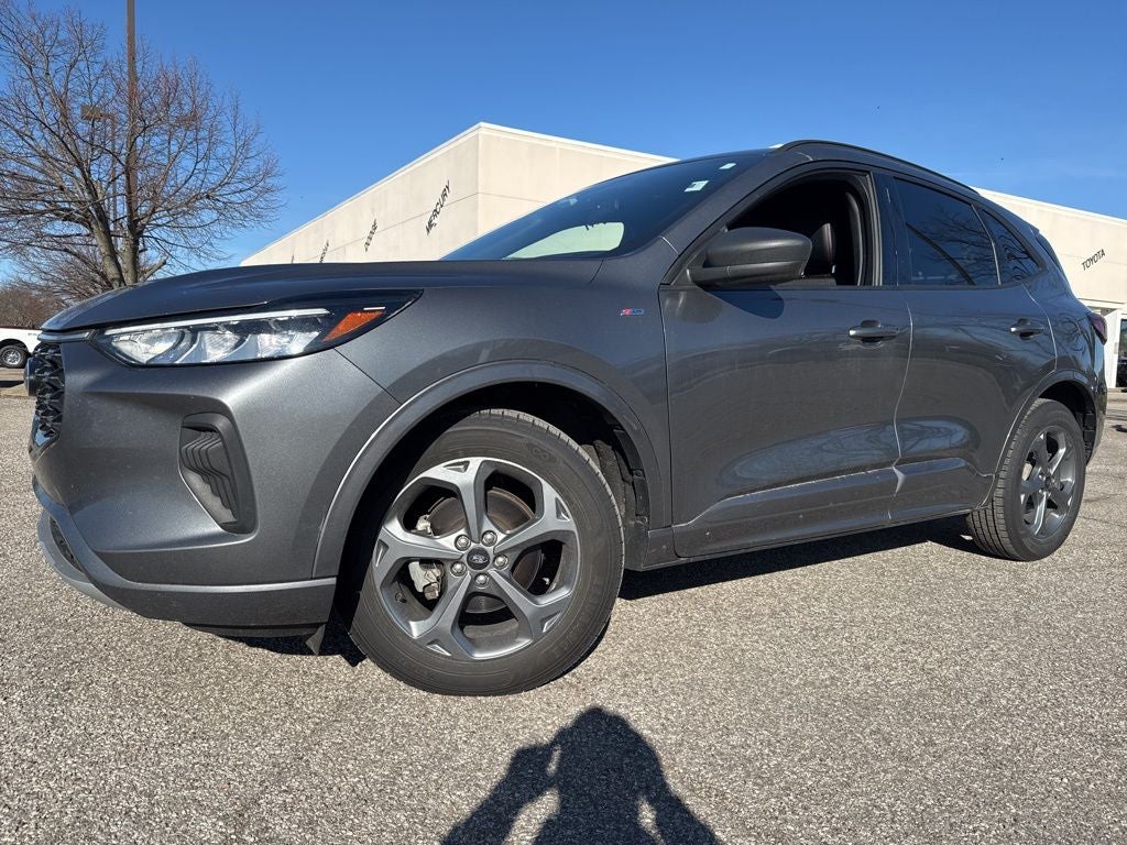 2023 Ford Escape Hybrid ST-Line