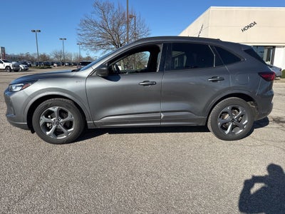 2023 Ford Escape Hybrid ST-Line