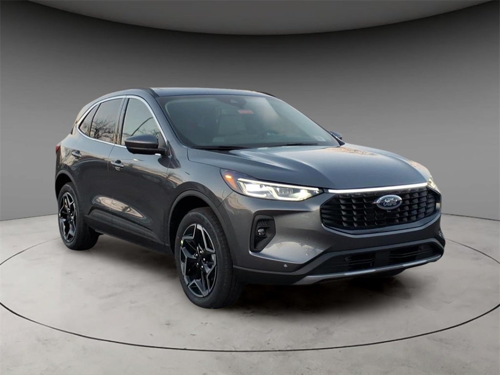 2026 Ford Escape Platinum