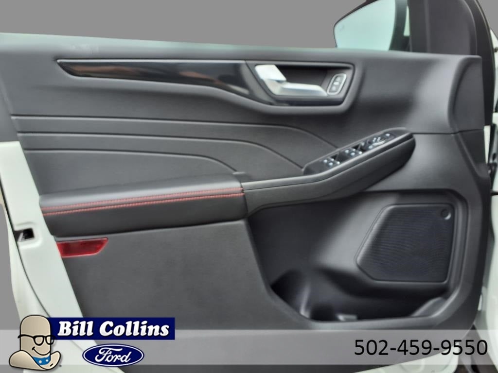 2025 Ford Escape Hybrid ST-Line Select