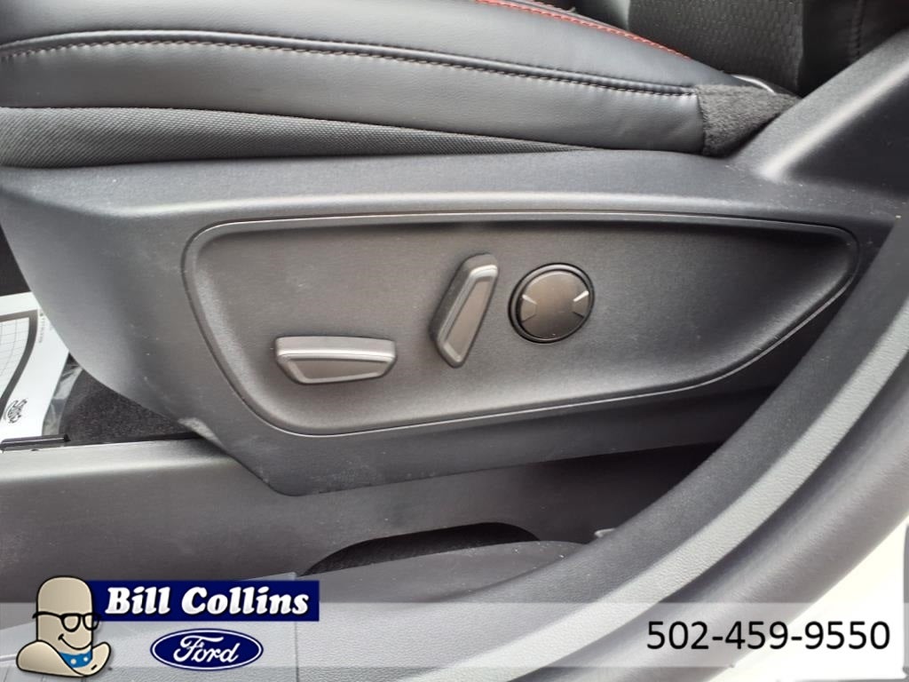 2025 Ford Escape Hybrid ST-Line Select