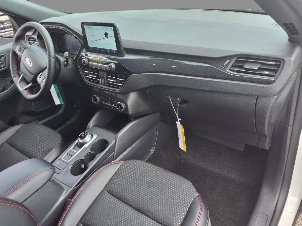 2025 Ford Escape Hybrid ST-Line Select