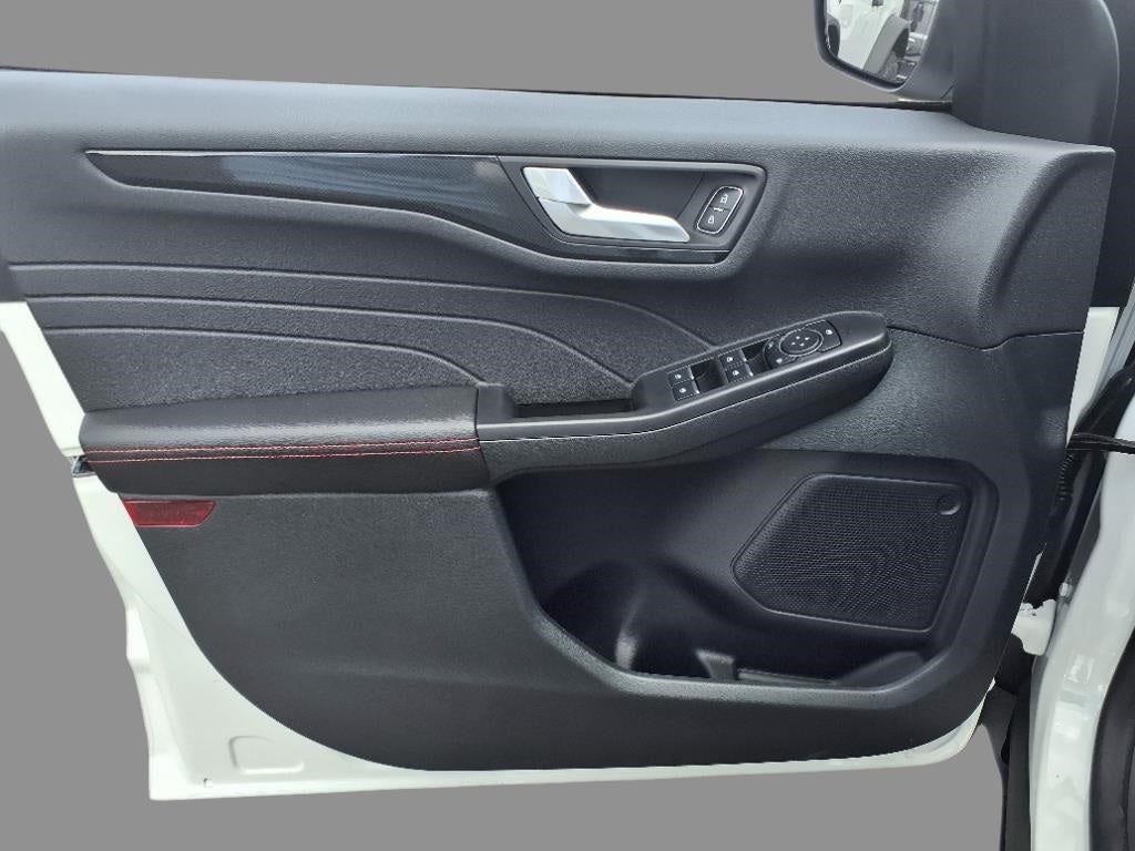 2025 Ford Escape Hybrid ST-Line Select