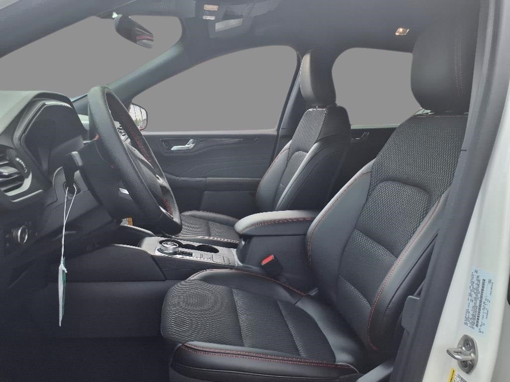 2025 Ford Escape Hybrid ST-Line Select