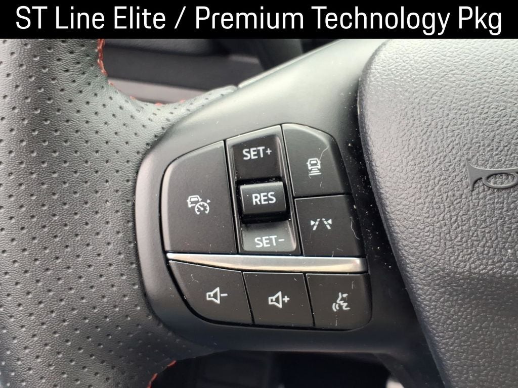 2024 Ford Escape ST-Line Elite