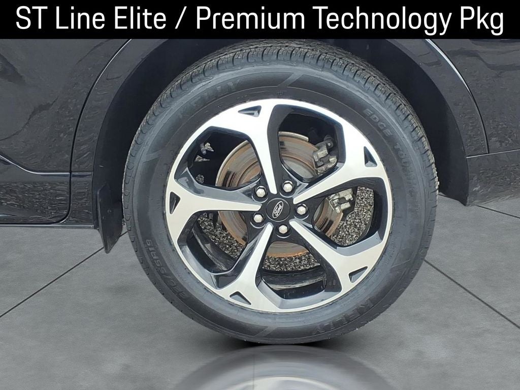 2024 Ford Escape ST-Line Elite