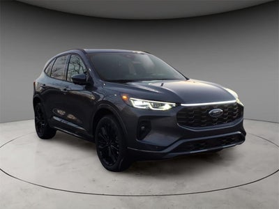 2026 Ford Escape ST-Line Elite