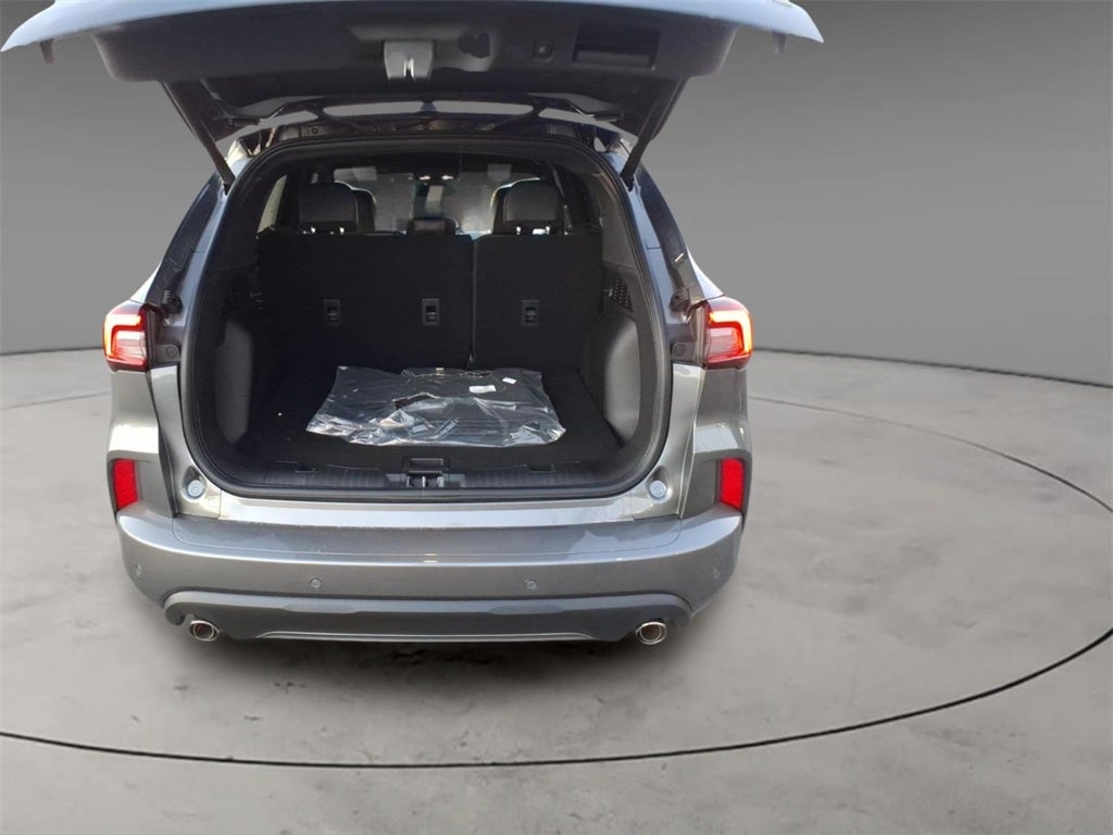 2026 Ford Escape ST-Line Elite