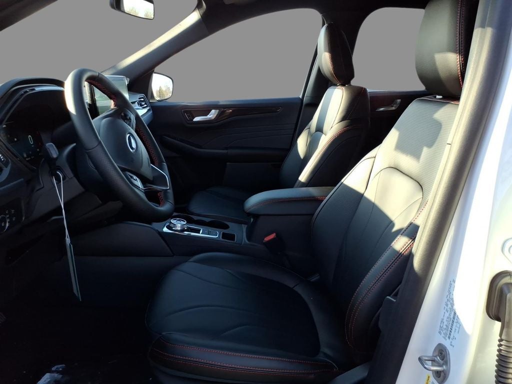 2026 Ford Escape Hybrid ST-Line Elite