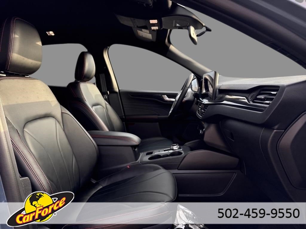 2025 Ford Escape Hybrid ST-Line Elite